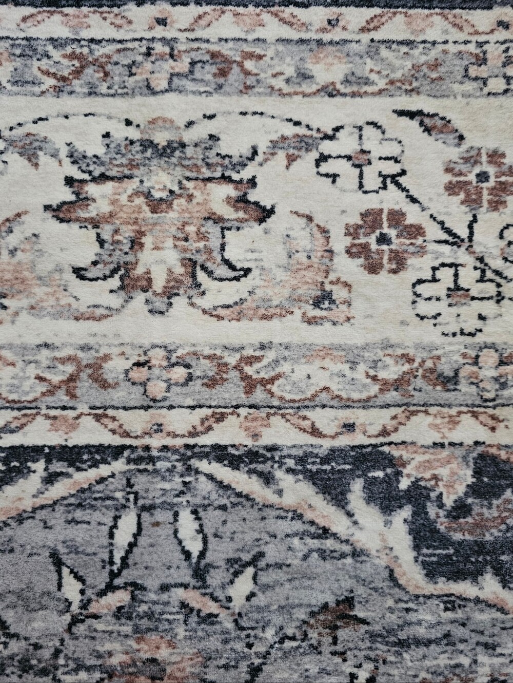 6'x9' Floral Medallion Area Rug
